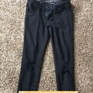 AEO DISTRESSED BLACK JEGGING